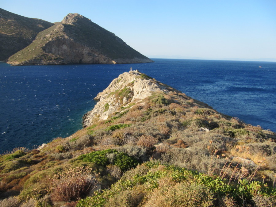 a windy day on Porto Kayio